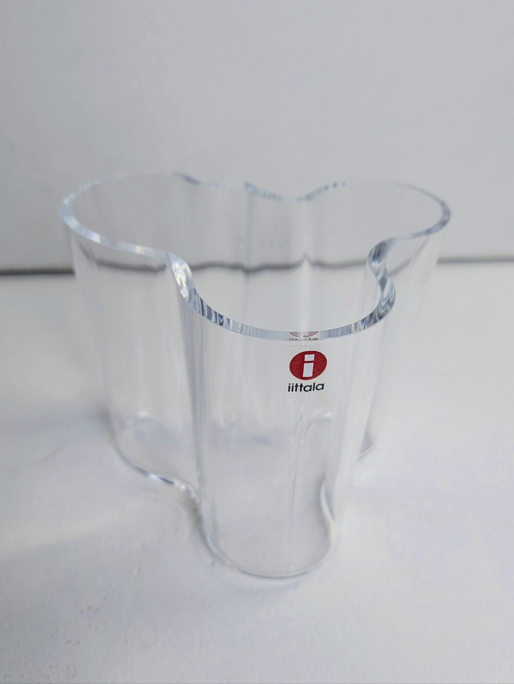 Alvar Aalto, Iittala, Finland, "Savoy" vase in clear glass, 3.75", Scandinavia